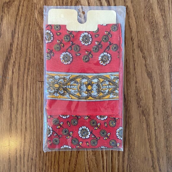 Vintage 70s NWT Red Yellow Floral Baroque Style Bandana Scarf - Picture 3 of 5